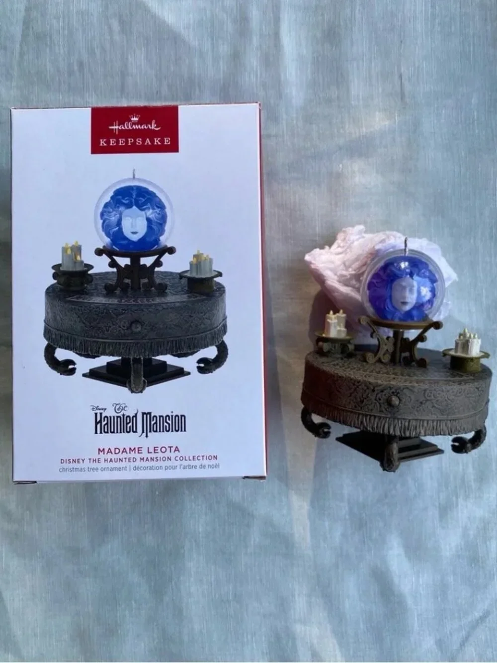 NWT Hallmark Disney Haunted Mansion Madame Leota ornament